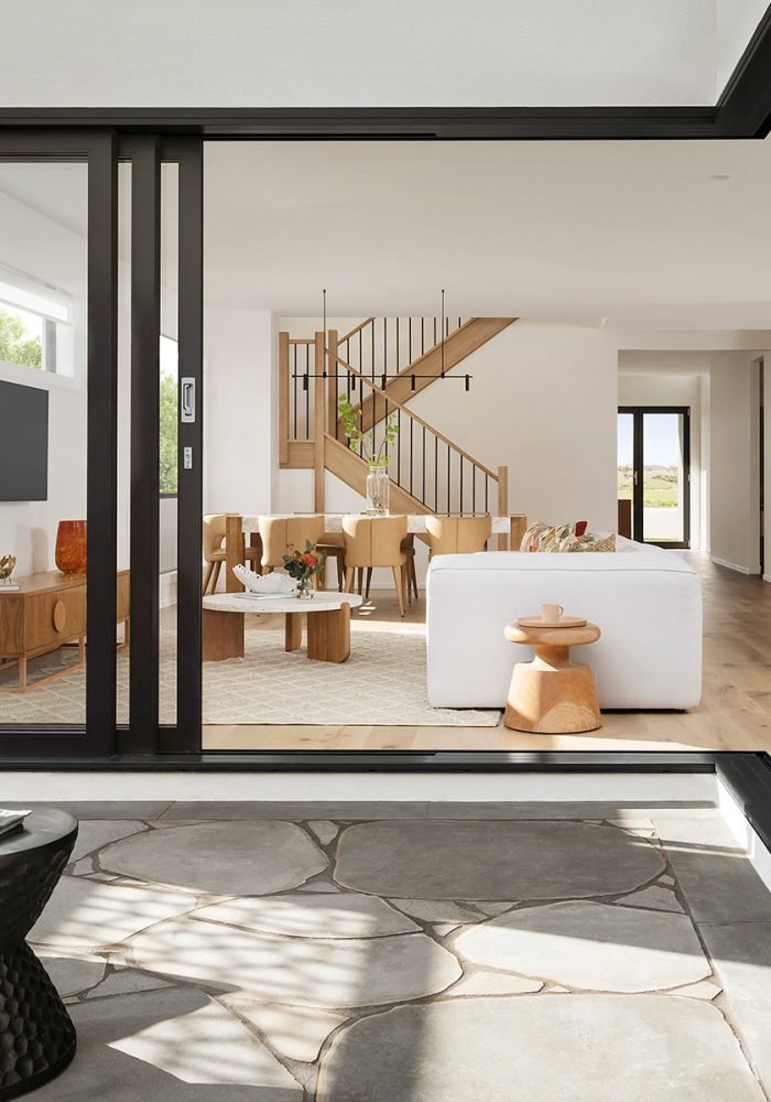 modern-house-design-4C5Y5TM.jpg